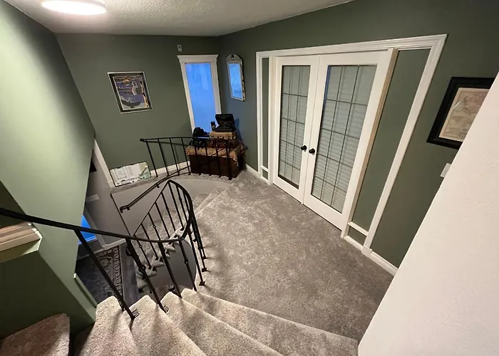 Sunny Shuswap B&B